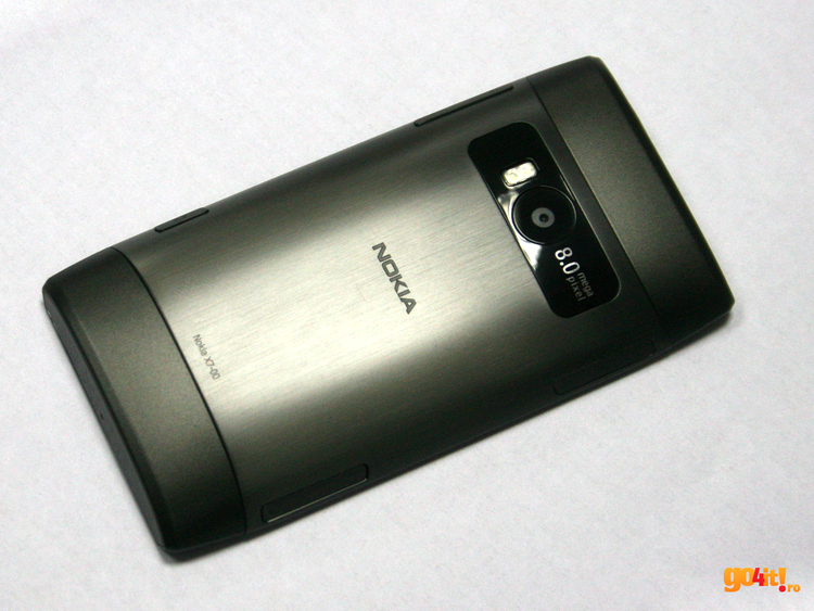 Nokia X7