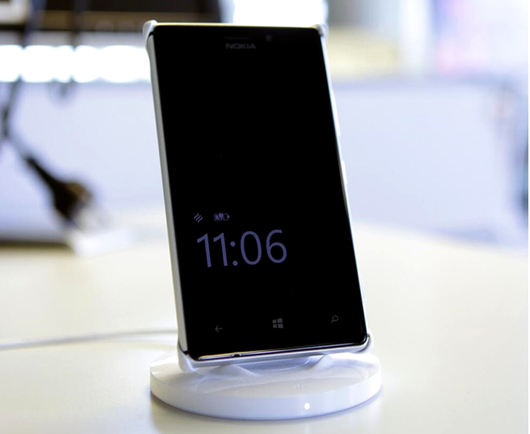 Nokia lansează Glance Screen, pentru telefoanele Lumia 925