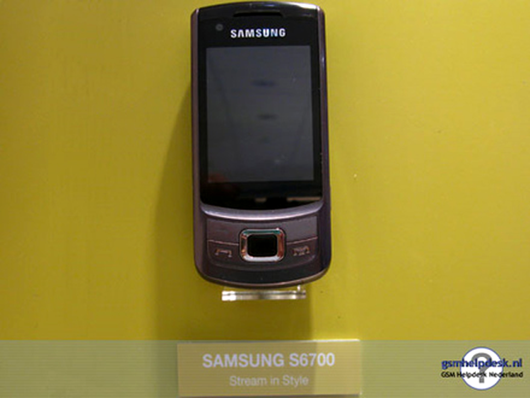 Samsung S6700 