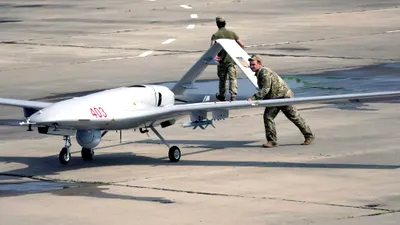 Ucraina: Ce s-a întâmplat cu Bayraktar, drona devenită faimoasă în primele luni de război (VIDEO)