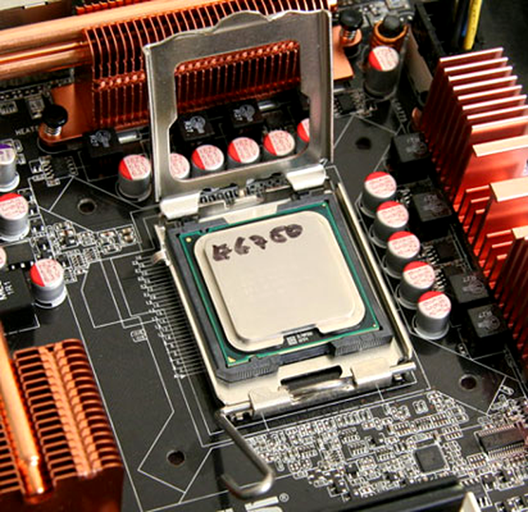 Intel Core 2 Duo E6750