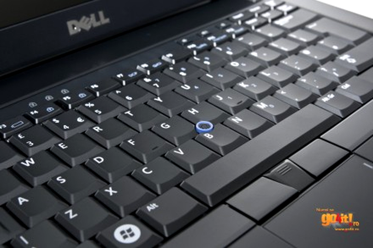 Track Stick, alternativa pentru touchpad
