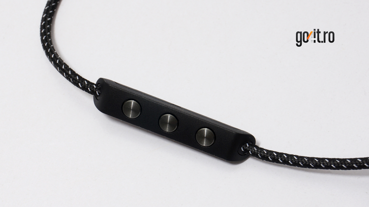 Bang & Olufsen Beoplay E6