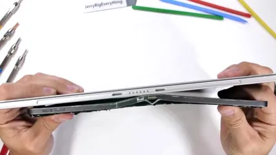 Surface Pro 6 VS iPad Pro. Care e cea mai rezistentă?