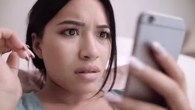 Me2 este un scurtmetraj horror despre obsesia pentru selfie-uri [VIDEO]