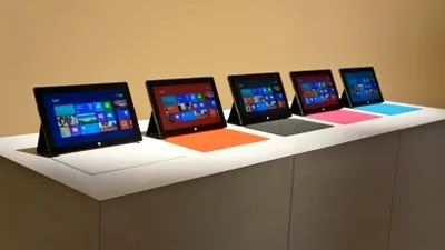 Microsoft, dat în judecată de acţionari pentru eşecul tabletei Surface RT