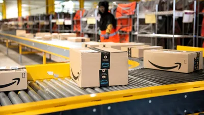 Risipă: Un depozit Amazon distruge 130.000 de produse pe săptămână, printre care multe noi
