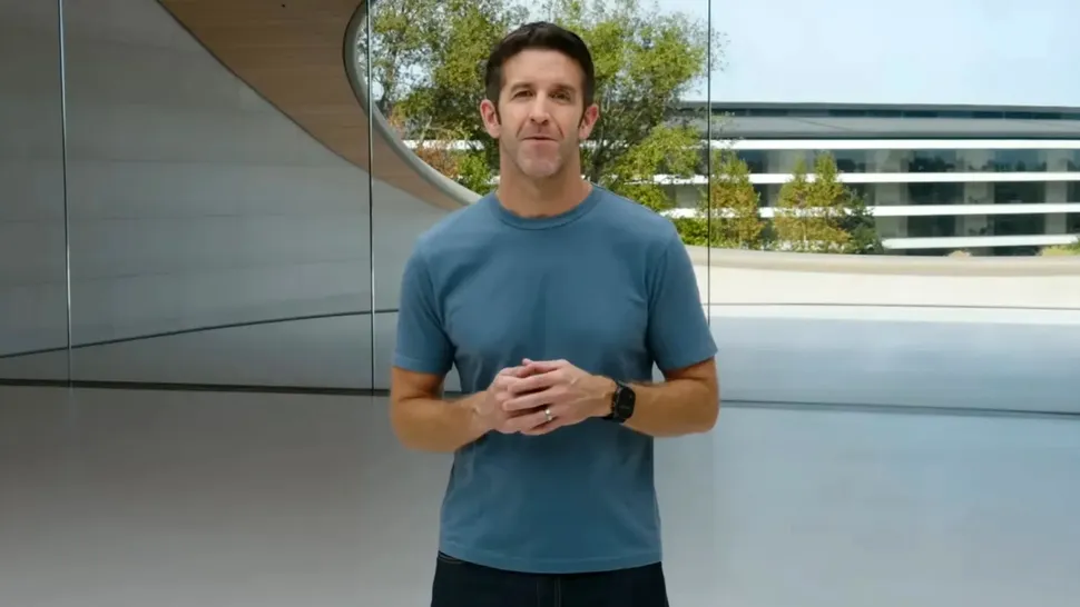 John Ternus preia controlul departamentului de design din cadrul Apple. Zvonurile spun că ar urma să-l înlocuiască pe Tim Cook