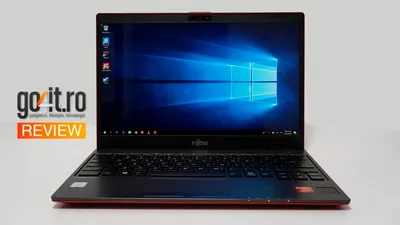 Fujitsu U938 Red review: „business in the front, party in the back”