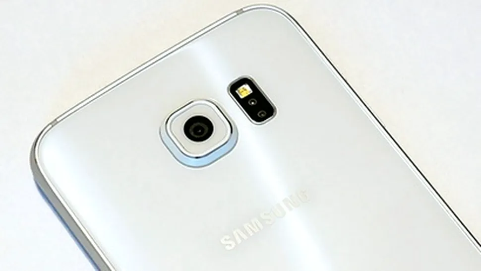 Samsung recucereşte primul loc în topul producătorilor de smartphone-uri, dar profiturile sale încă scad
