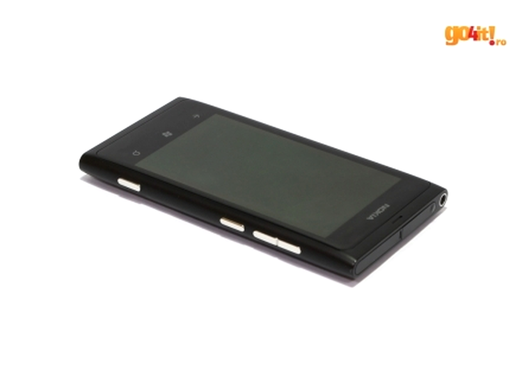 Nokia Lumia 800 în teste