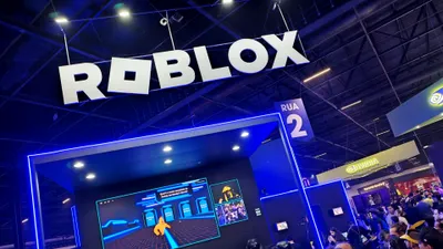 Un băiat român care a cunoscut o fată olandeză pe Roblox, condamnat pentru că a forțat-o să se taie și să-și omoare animalul de companie