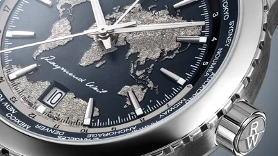 Raymond Weil marchează 50 de ani cu Freelancer World-Traveller, un ceas mecanic cu cadran topografic spectaculos