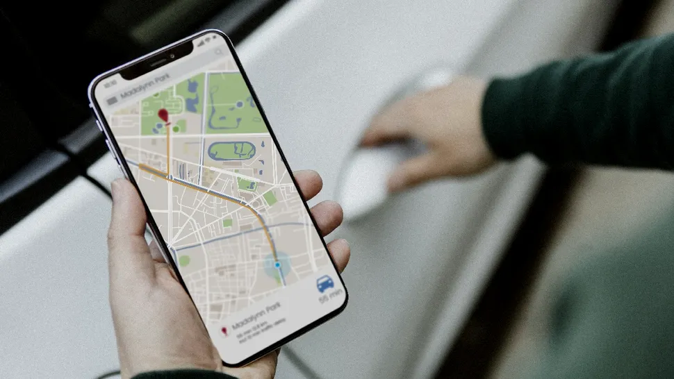Europenii vor putea să renunțe la Apple Maps în favoarea Waze sau Google Maps