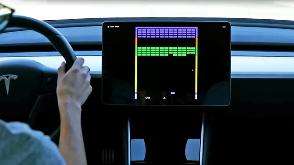 Maşinile Tesla primesc jocuri noi pentru ecranul de la bord