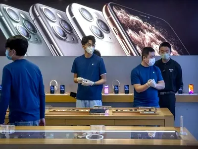 SUA va impune o taxă de 100% pe semiconductorii importați din afara țării. Ce se întâmplă cu produsele Apple
