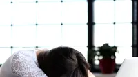 Te simți obosit mai tot timpul? Boala secretă de care ai putea suferi, de fapt