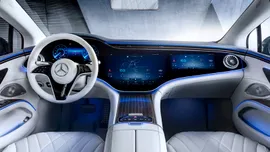 Mercedes-Benz aduce înapoi butoanele fizice după valul de critici privind ecranele tactile