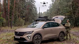 Renault și Thales au creat un vehicul care poate coordona drone cu ajutorul AI
