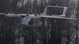 Video / Aeronava electrică cu decolare verticală efectuează primul zbor de testare public