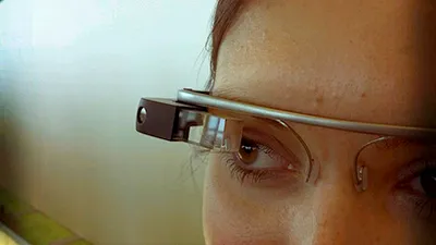Făcutul cu ochiul, un viitor mod de control pentru Google Glass