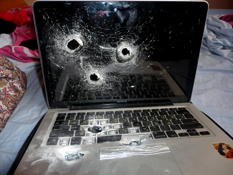 MacBook ciuruit