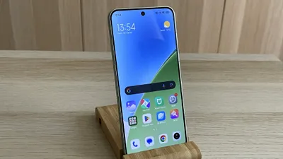 Review Xiaomi 15 - Să fie acesta cel mai bun flagship compact?