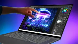 Lenovo lansează noile laptop-uri Yoga și IdeaPad echipate cu tehnologie AI