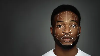 Un sistem automat de recunoaștere facială a dus la arestarea unui bărbat nevinovat