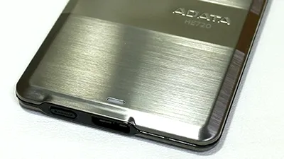 ADATA DashDrive Elite HE720 - un hard disk de buzunar elegant şi rapid