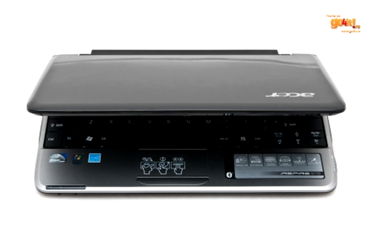Acer Aspire One 751h - touchpad-ul cu suport multitouch