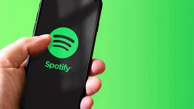 Vestea care-i va nemulțumi pe fanii Spotify: Nu vor mai putea controla volumul cu butoanele fizice de pe iPhone