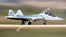 Rusia a dezvoltat o nouă versiune a avionului Su-57 Felon. La ce ar putea folosi?