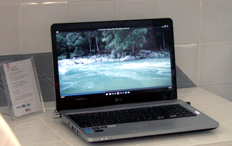 LG A540
