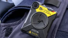 Supravegherea video a angajaților cu body-cam-uri a adus amenzi de mii de euro unei firme din România