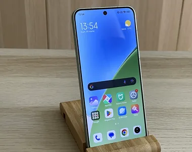 Xiaomi 16 și Xiaomi 16 Pro ar trebui să primească upgrade-uri importante pentru camerele selfie