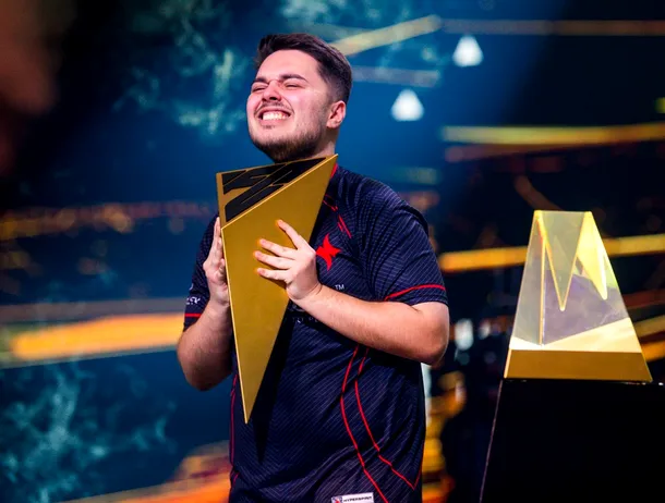 Românul Răzvan Puiu a obținut titlul de Campion Mondial la EA SPORTS FC