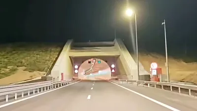 VIDEO: Premieră pe autostrada Sibiu-Pitești - Tunelul Curtea de Argeș este dotat cu peste 2.500 de senzori și puncte de monitorizare