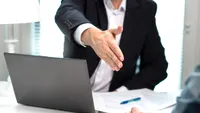 Oferta de angajare care îi poate interesa pe români. Salarii de până la 45.000 de euro pe an