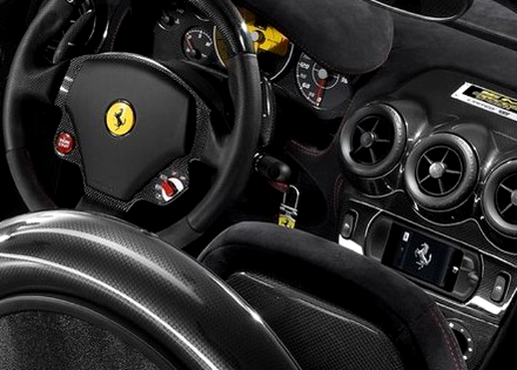 Ferrari Scuderia Spider 16M - doar 499 de unitati produse
