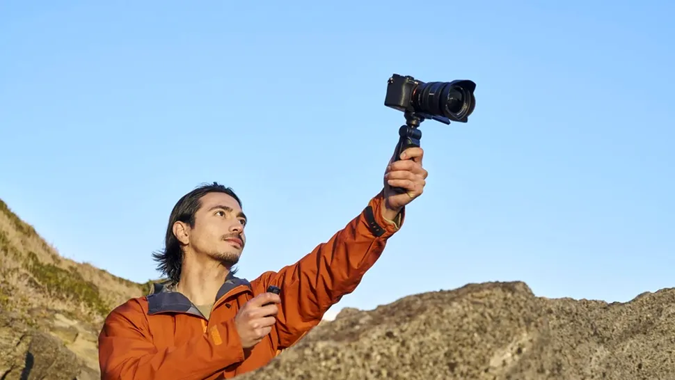 Sony lansează noul grip GP-VPT3 și telecomanda RMT-VP2 pentru pasionații de fotografie și filmări