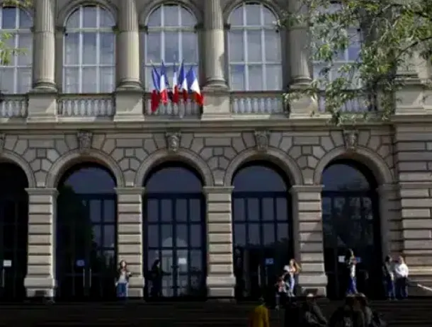 Avantaje și dezavantaje MBA: ce trebuie să știi înainte să aplici (P)