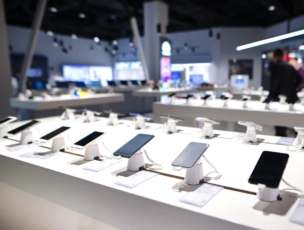 Apple domină piața smartphone-urilor în T2. Samsung și Xiaomi urmează la distanță