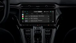 Apple CarPlay întârzie să apară pe Tesla din cauza unor probleme de integrare pentru condusul autonom