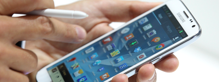 Samsung conduce piaţa smartphone prin volumul vânzărilor, dar nu şi profitul obţinut