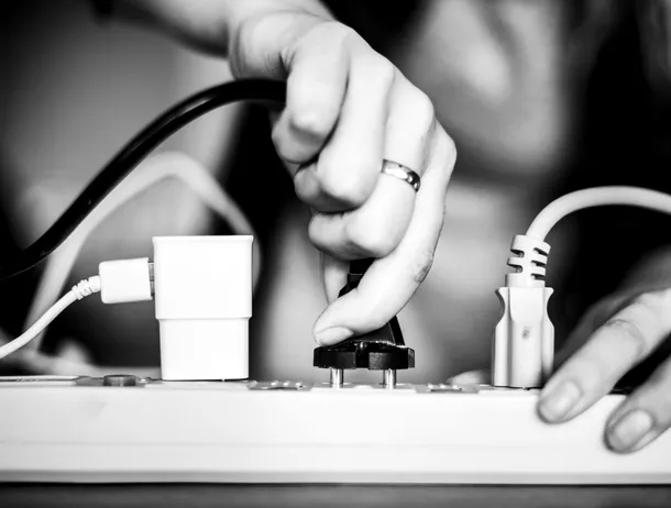 Facturile la energie în 2025: Suedia conduce topul mondial al cheltuielilor, în timp ce Europa domină clasamentul costurilor. Cum stă România?