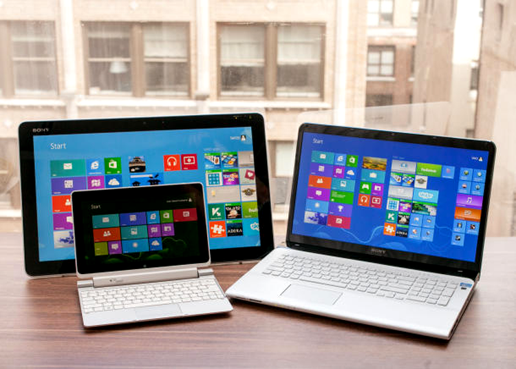 Microsoft taie din preţul Windows 8 şi Office 2013 pentru a încuraja vânzările de laptopuri