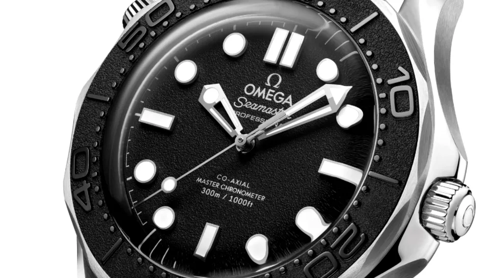 Premieră în universul 007: Omega lansează primele ceasuri Seamaster Diver 300M dedicate rivalilor lui James Bond și organizației Spectre