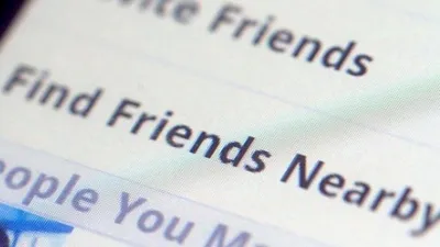 Facebook retrage funcțiile Nearby Friends și Locațion History, bazate pe localizare