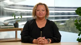 Încă o persoană de la conducerea companiei s-a retras din Apple